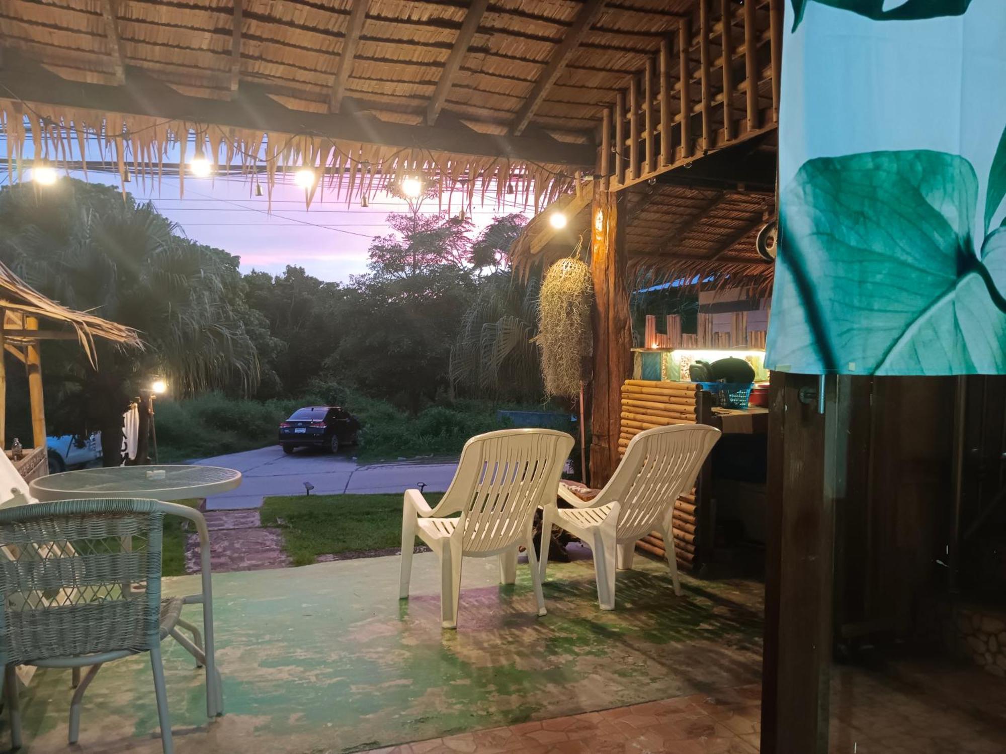 Tiki Bar-Kantiang Guesthouse Koh Lanta Ngoại thất bức ảnh