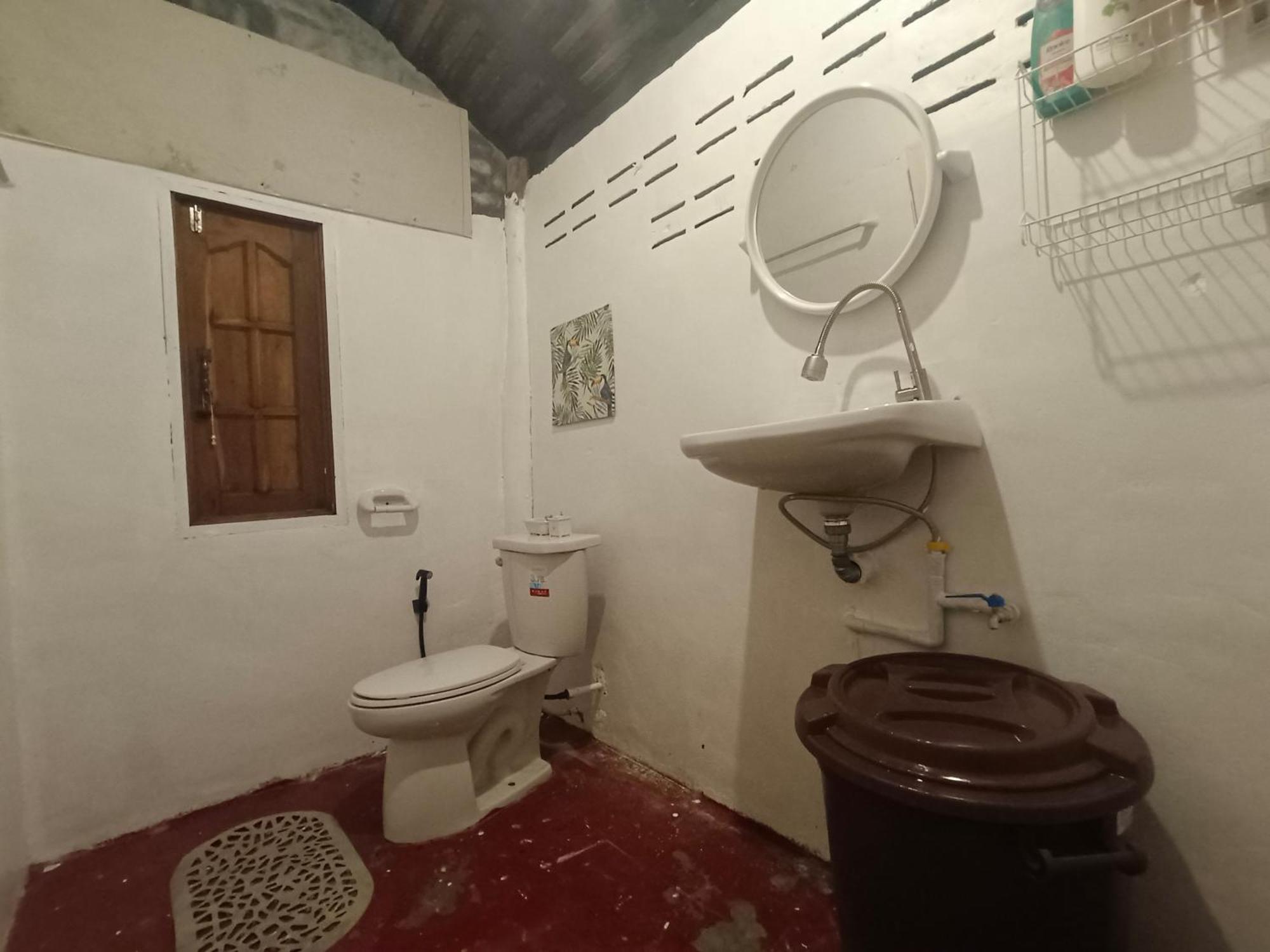 Tiki Bar-Kantiang Guesthouse Koh Lanta Phòng bức ảnh